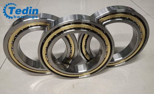 angular contact ball bearing 7030ACP4 2
